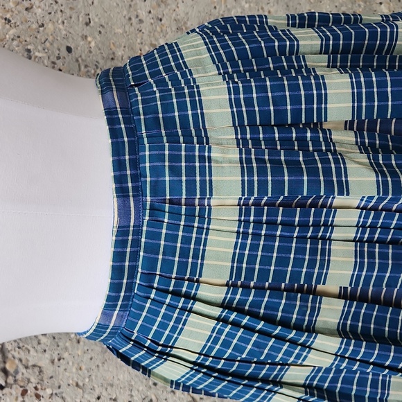 1950s plaid skirt - Picture 3 of 9